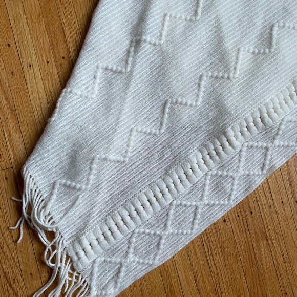 VTG boho fringe cropped poncho - Picture 5 of 6